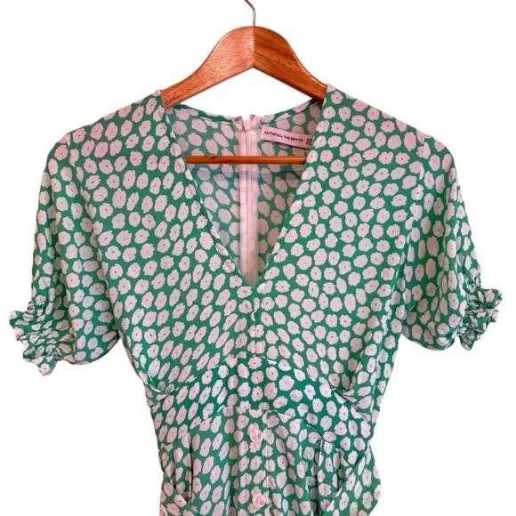 Faithfull The Brand Green and White FloralShort Sleeve Midi Dress - Picture 5 of 8